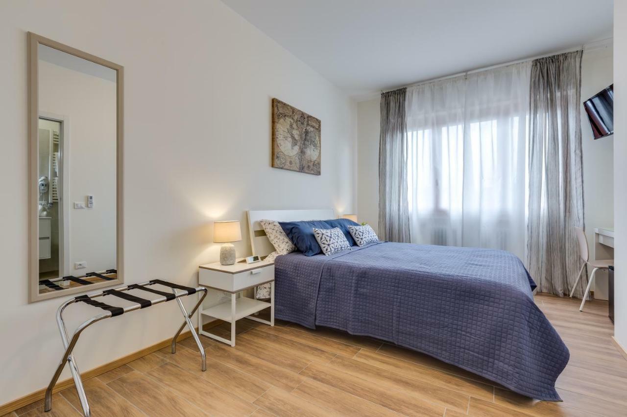 מרגרה Rooms Vidar Train Station מראה חיצוני תמונה